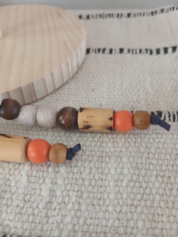 Wooden earrings E001