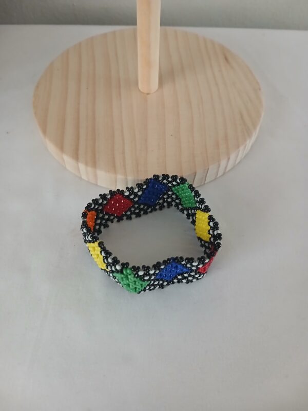 Beads wrist bracelet B002