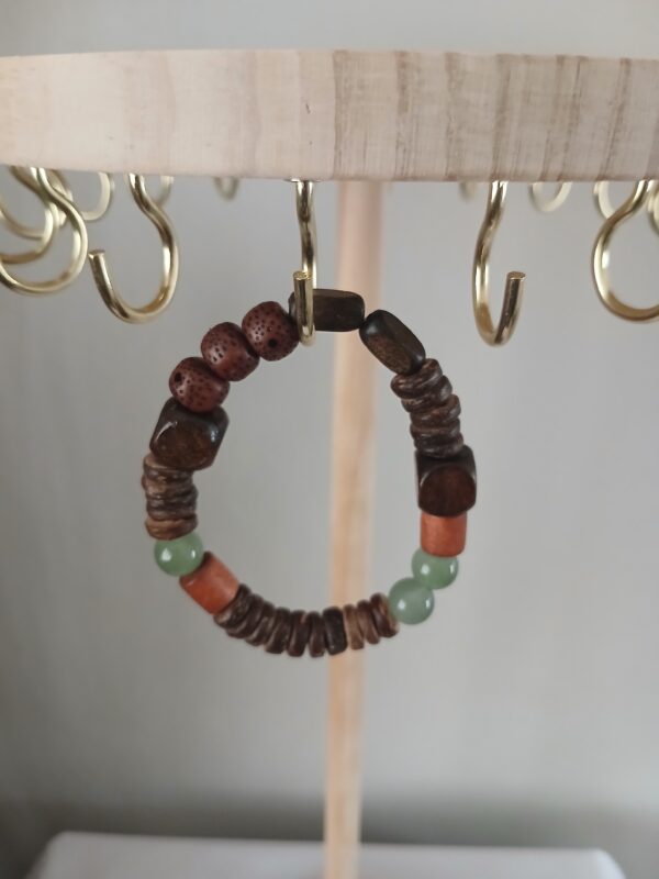 Wooden beads wrist bracelet B005