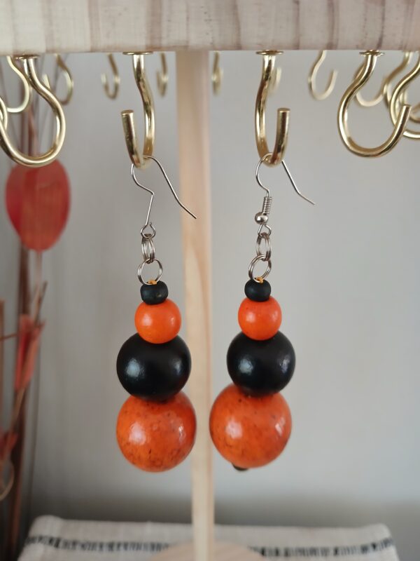 E0042 Wooden earrings E004