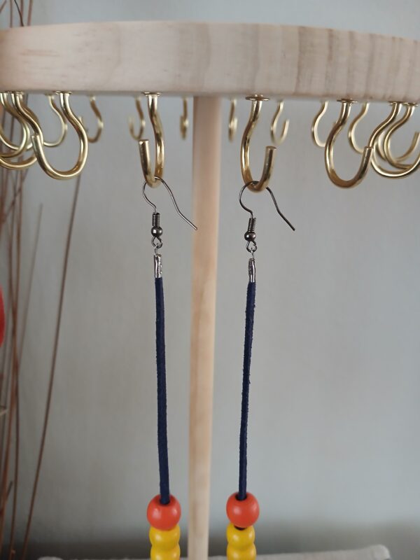Wooden earrings E007