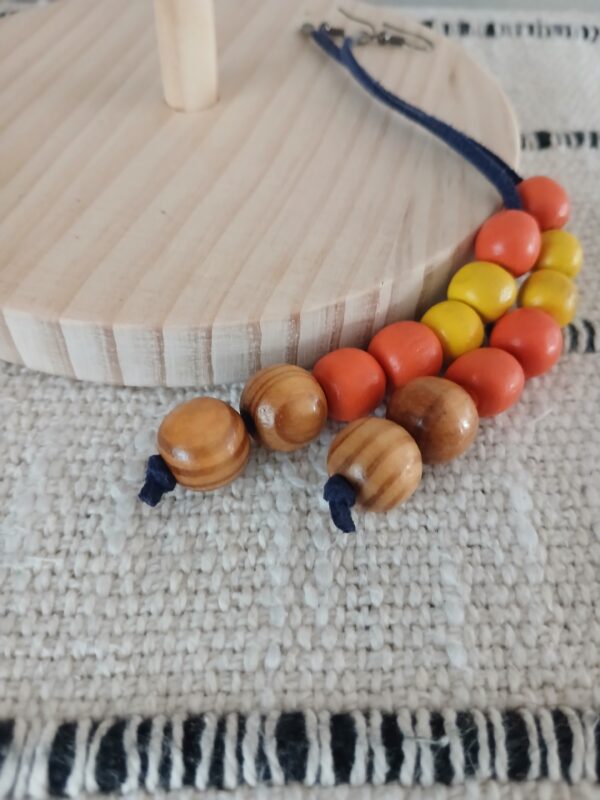 Wooden earrings E007
