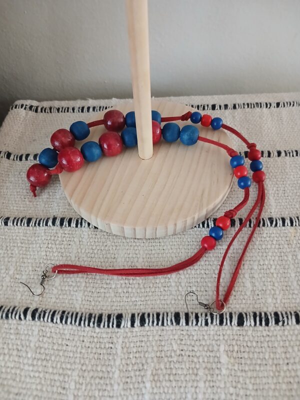 Wooden earrings E012
