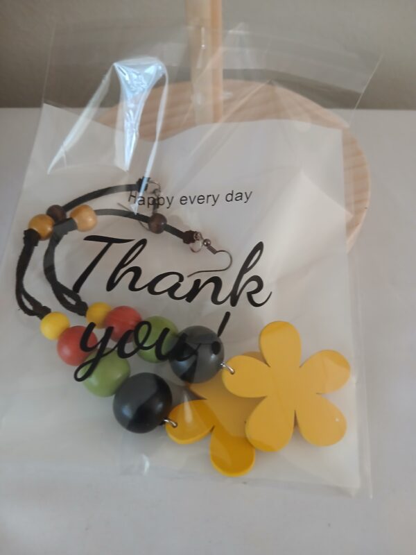 Wooden earrings E015