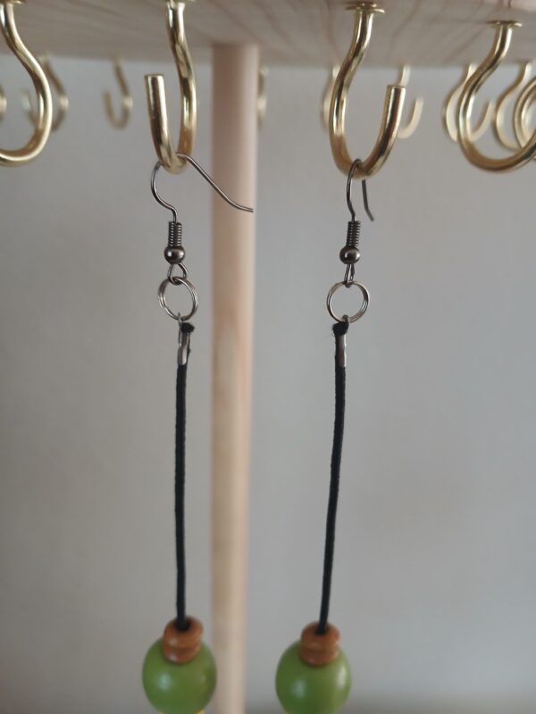 Wooden earrings E016