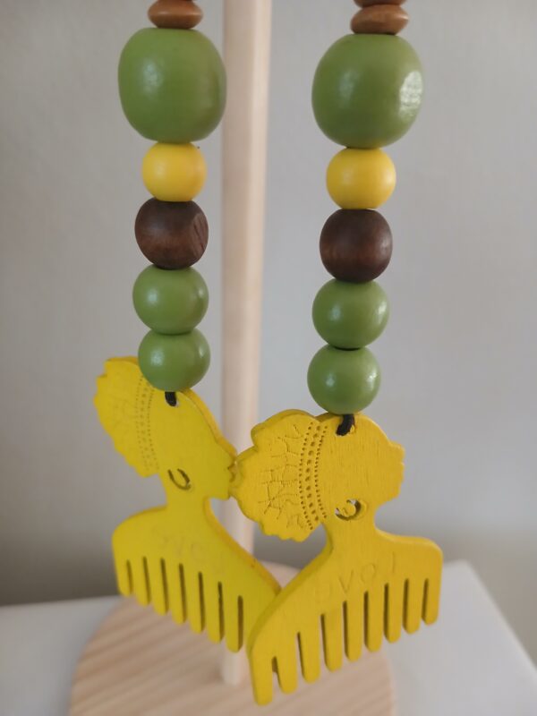Wooden earrings E016