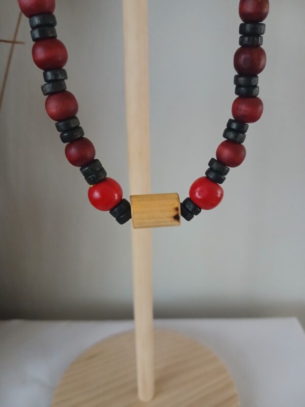 Necklace N011