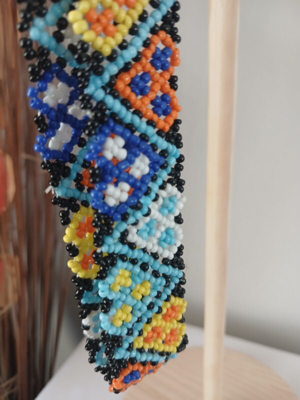 Traditional necklace N018